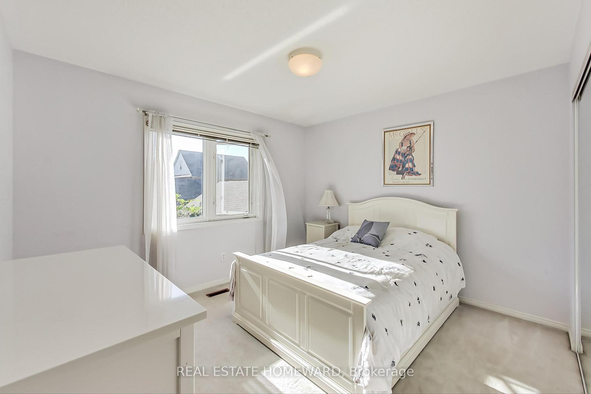 1696 Danthorpe Dr, Mississauga, ON L5N7L2 | 4 Bedroom 3 Bathroom Detached House | Image 25