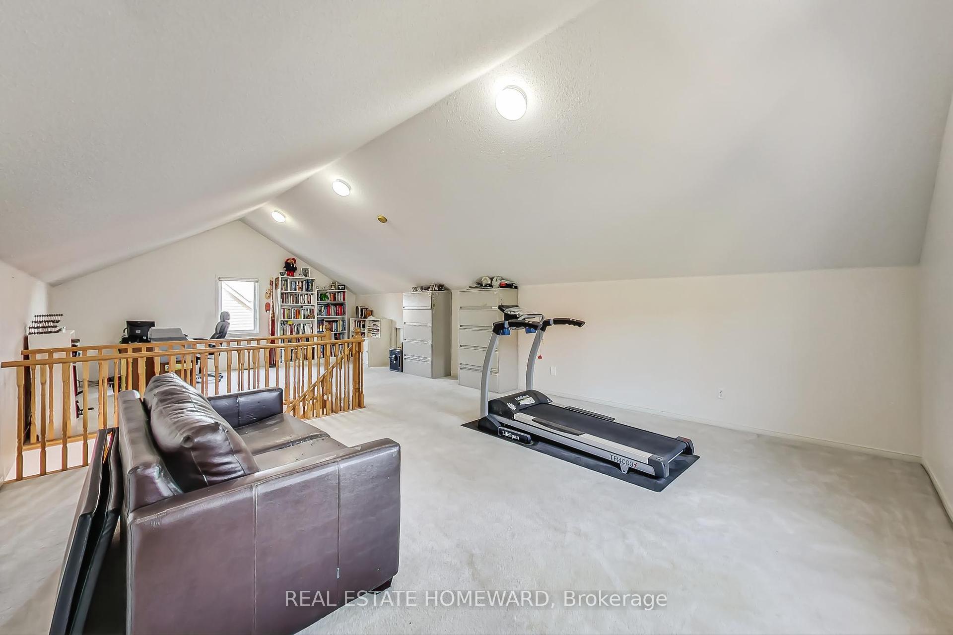 1696 Danthorpe Dr, Mississauga, ON L5N7L2 | 4 Bedroom 3 Bathroom Detached House | Image 30