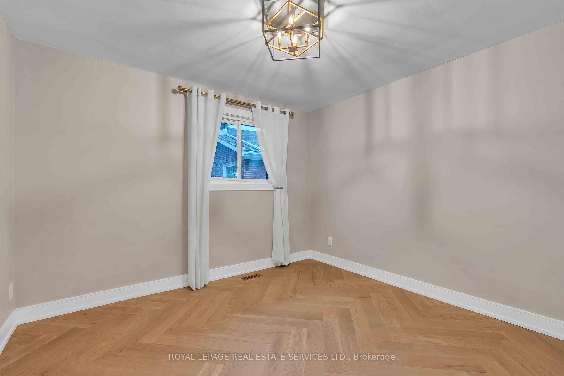 12 Elmcrest Rd, Toronto, ON M9C3R8 | 3 Bedroom 4 Bathroom Detached House | Image 13