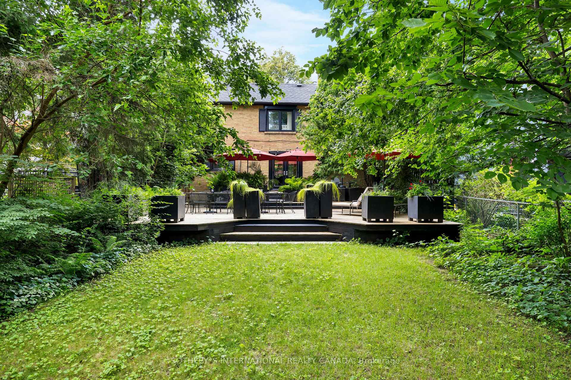 175 Prince Edward Dr S, Toronto, ON M8Y3W7 | 3 Bedroom 2 Bathroom Detached House | Image 28