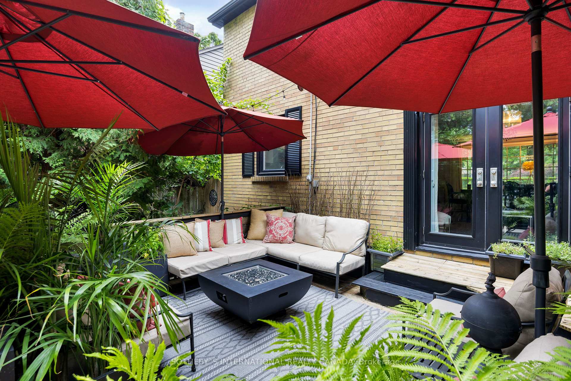 175 Prince Edward Dr S, Toronto, ON M8Y3W7 | 3 Bedroom 2 Bathroom Detached House | Image 29