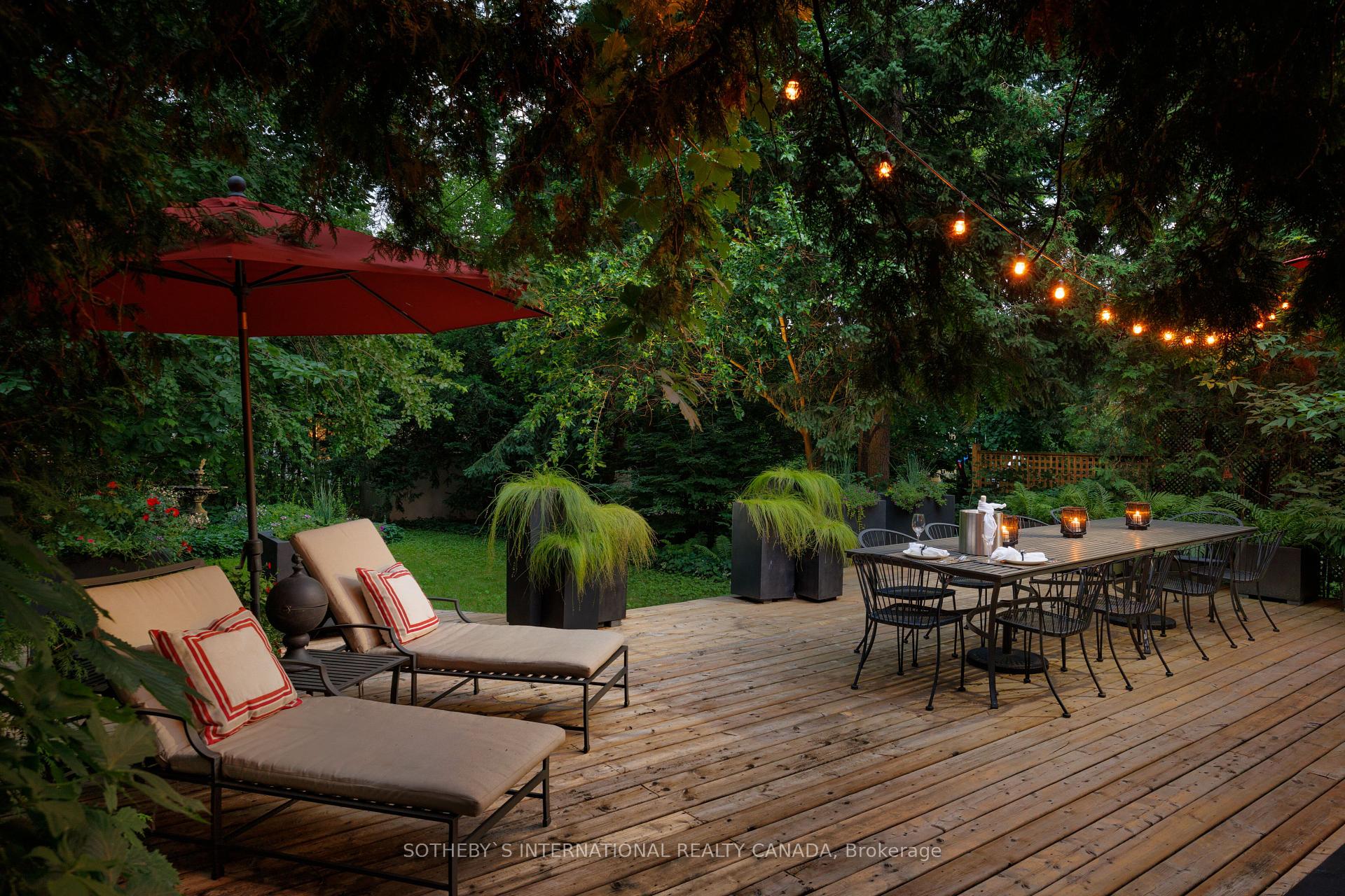 175 Prince Edward Dr S, Toronto, ON M8Y3W7 | 3 Bedroom 2 Bathroom Detached House | Image 30