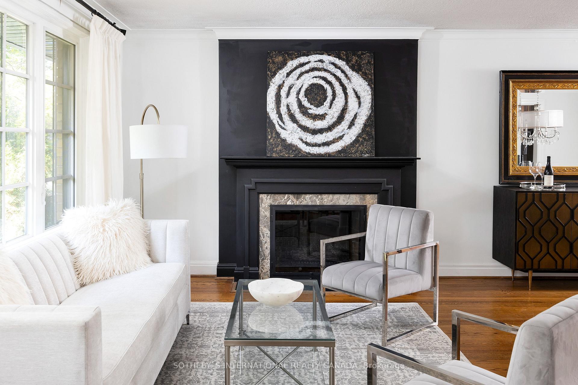 175 Prince Edward Dr S, Toronto, ON M8Y3W7 | 3 Bedroom 2 Bathroom Detached House | Image 7