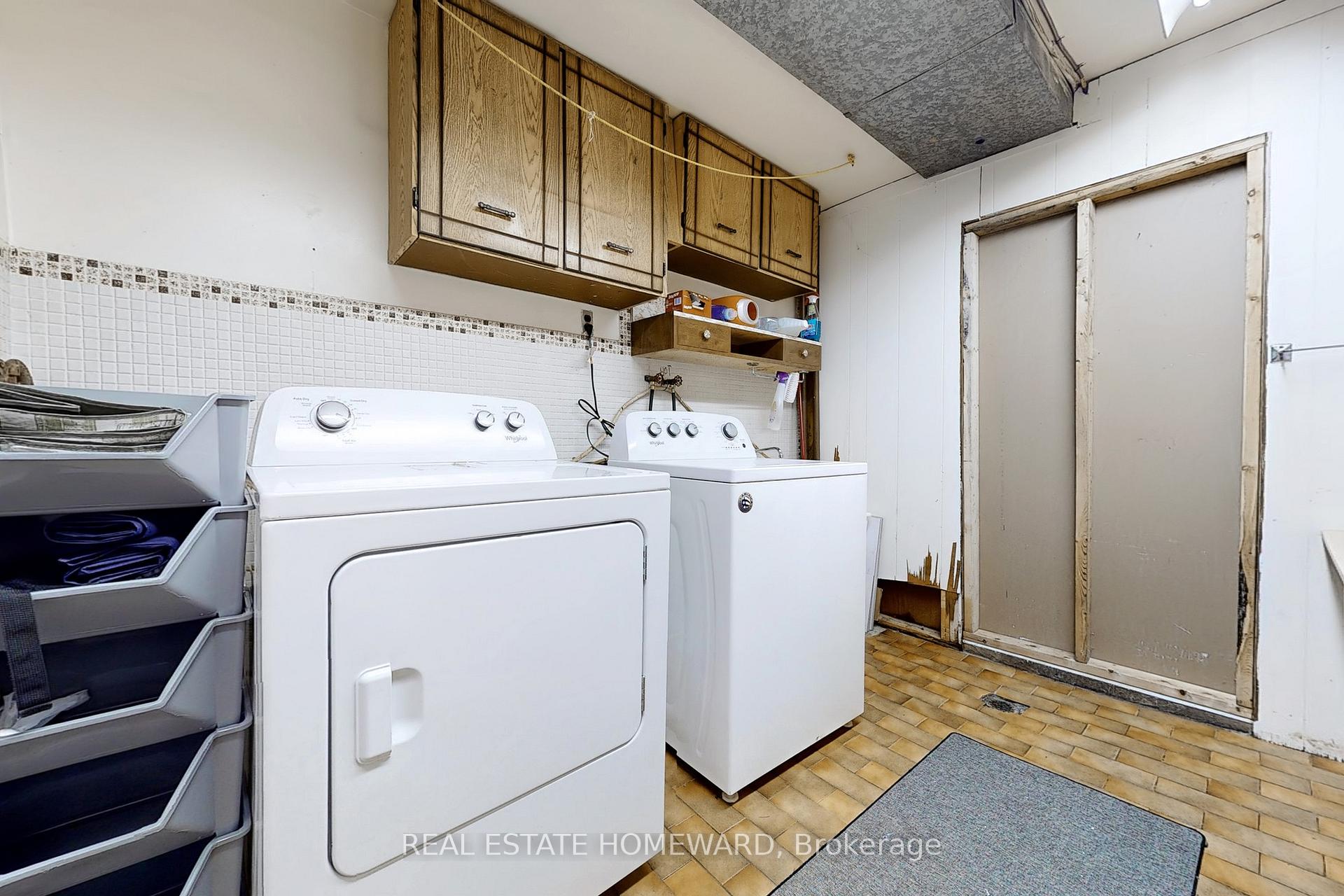 16 Thwaite Ave, Toronto, ON M3L2C7 | 3 Bedroom 2 Bathroom Semi-Detached House | Image 31