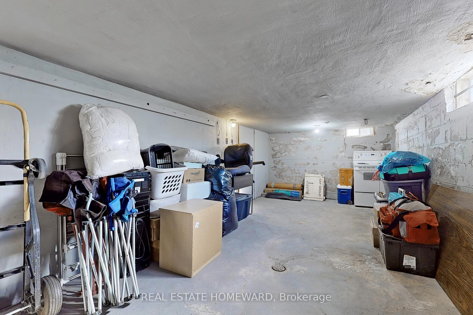 16 Thwaite Ave, Toronto, ON M3L2C7 | 3 Bedroom 2 Bathroom Semi-Detached House | Image 33