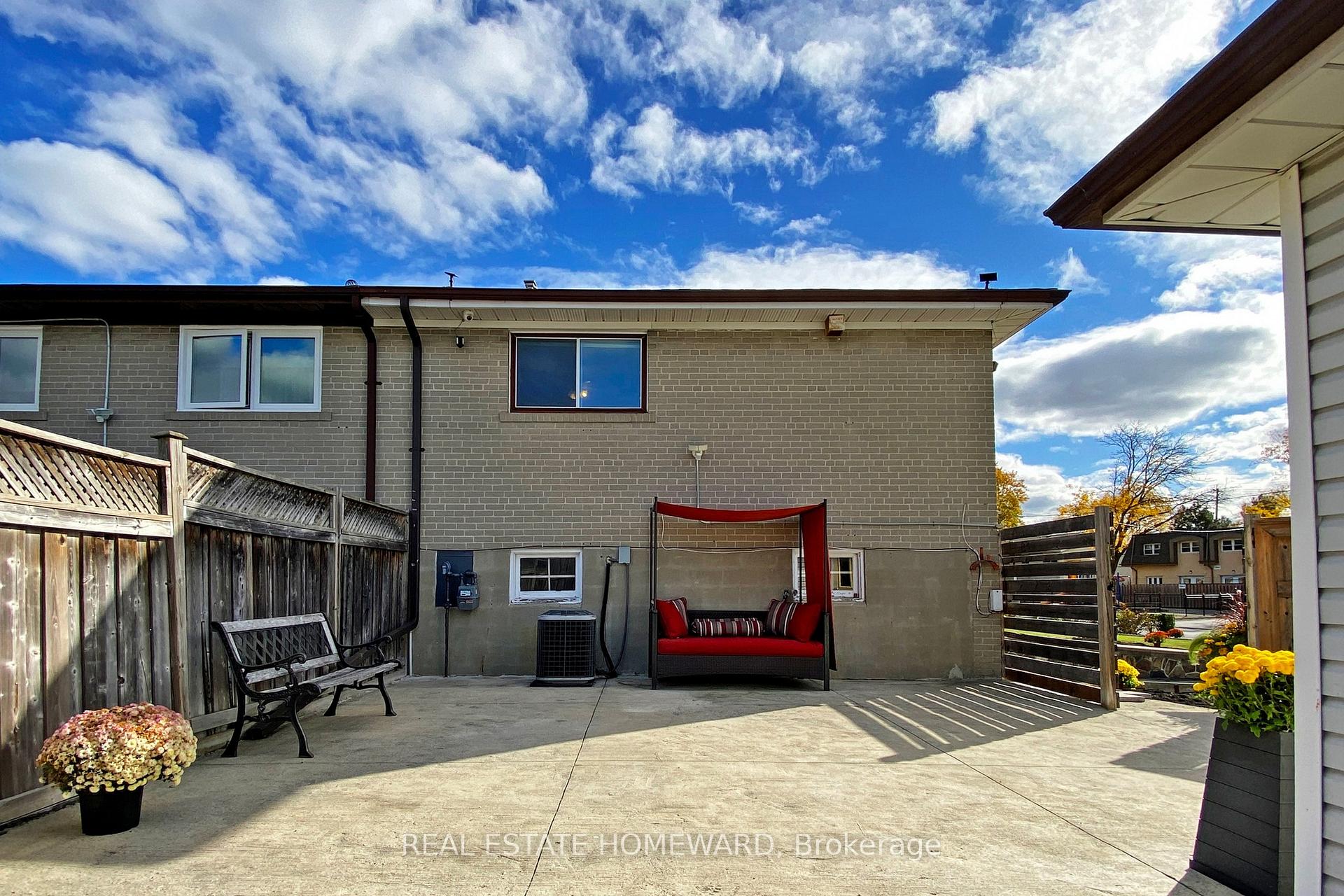 16 Thwaite Ave, Toronto, ON M3L2C7 | 3 Bedroom 2 Bathroom Semi-Detached House | Image 34