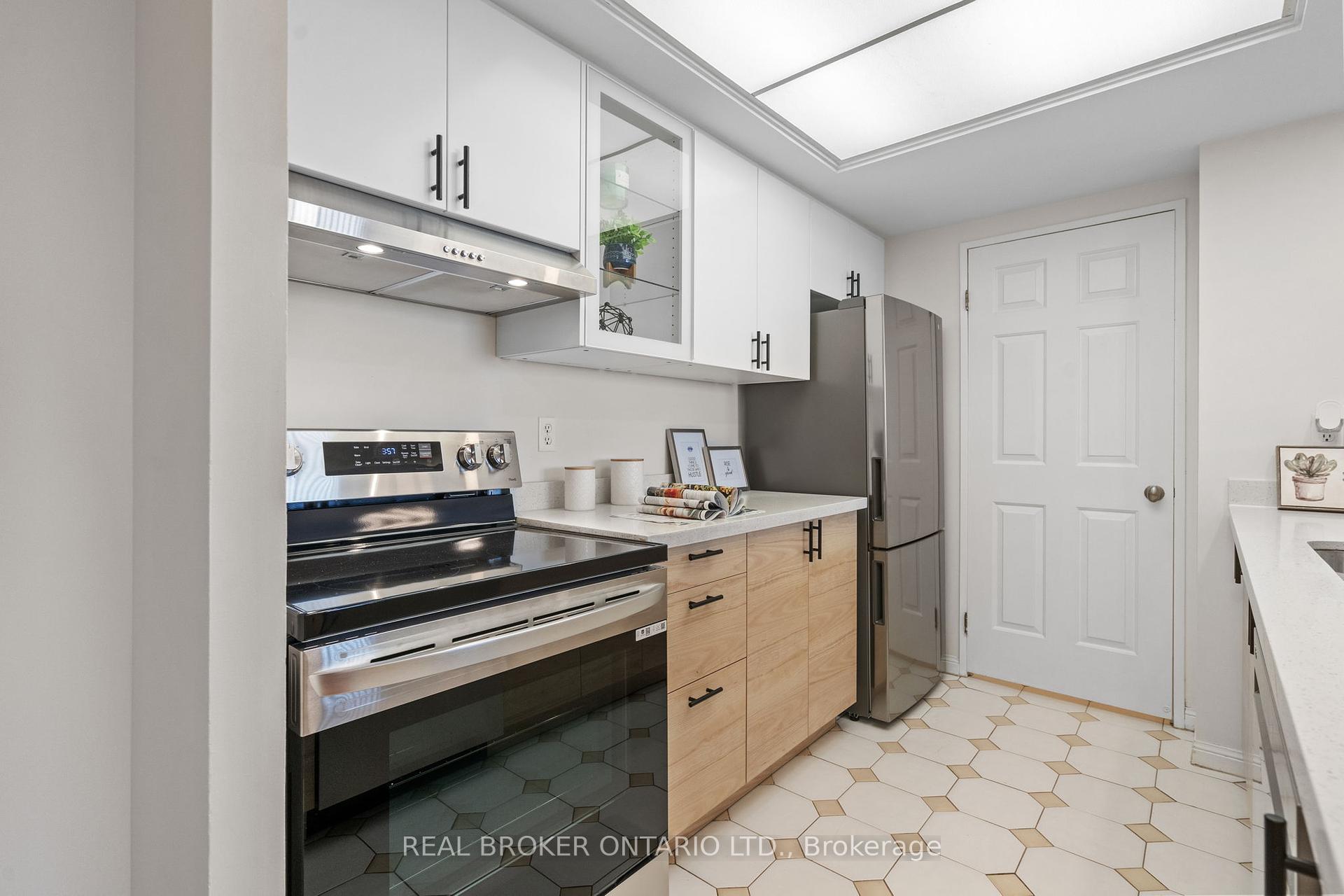 #509 - 101 Subway Cres, Toronto, ON M9B6K4 | 2 Bedroom 2 Bathroom Condo Apt | Image 7