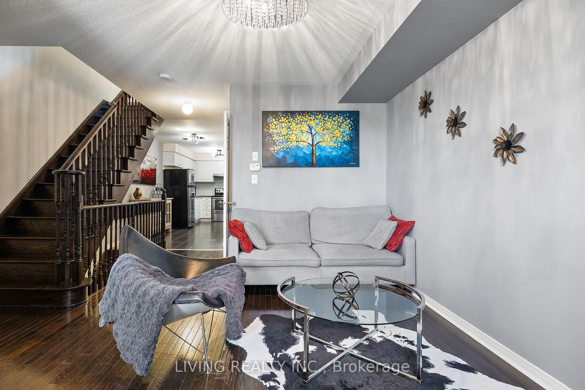 225 Torbarrie Rd, Toronto, ON M3L0E4 | 3 Bedroom 4 Bathroom Freehold Townhouse | Image 1