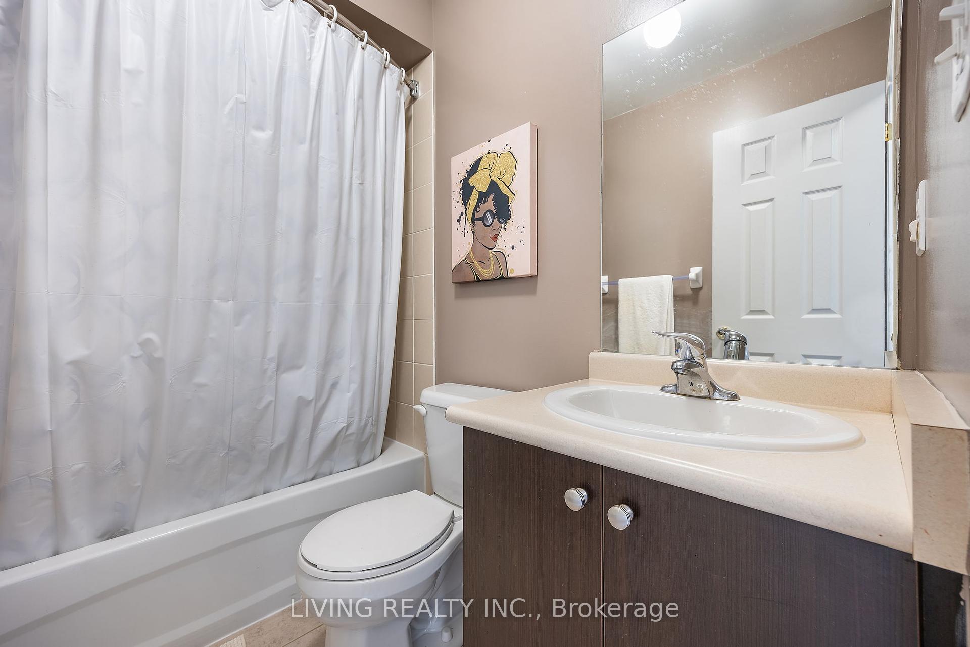 225 Torbarrie Rd, Toronto, ON M3L0E4 | 3 Bedroom 4 Bathroom Freehold Townhouse | Image 19