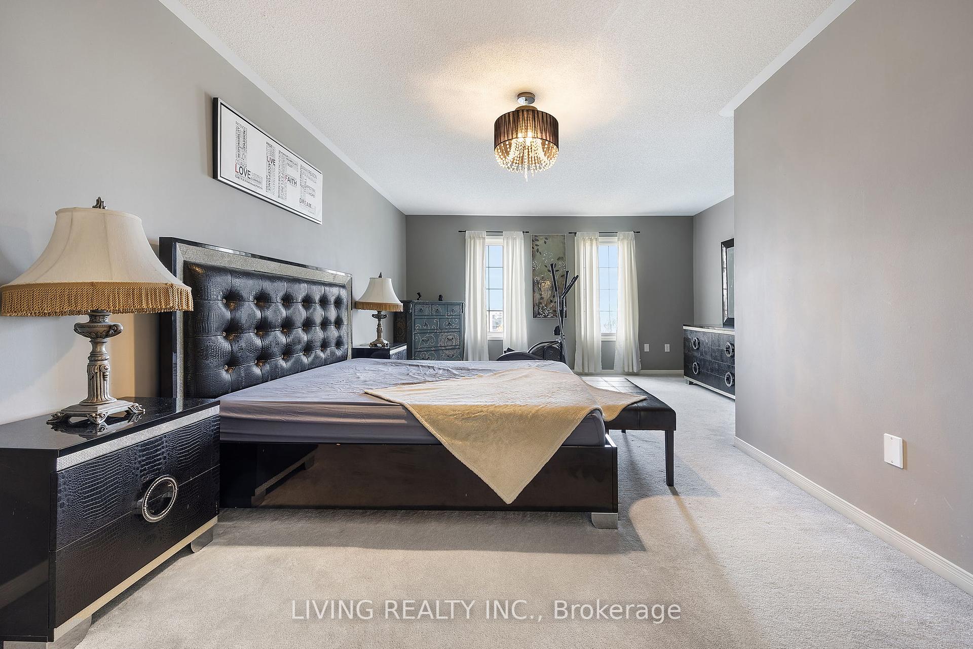 225 Torbarrie Rd, Toronto, ON M3L0E4 | 3 Bedroom 4 Bathroom Freehold Townhouse | Image 23