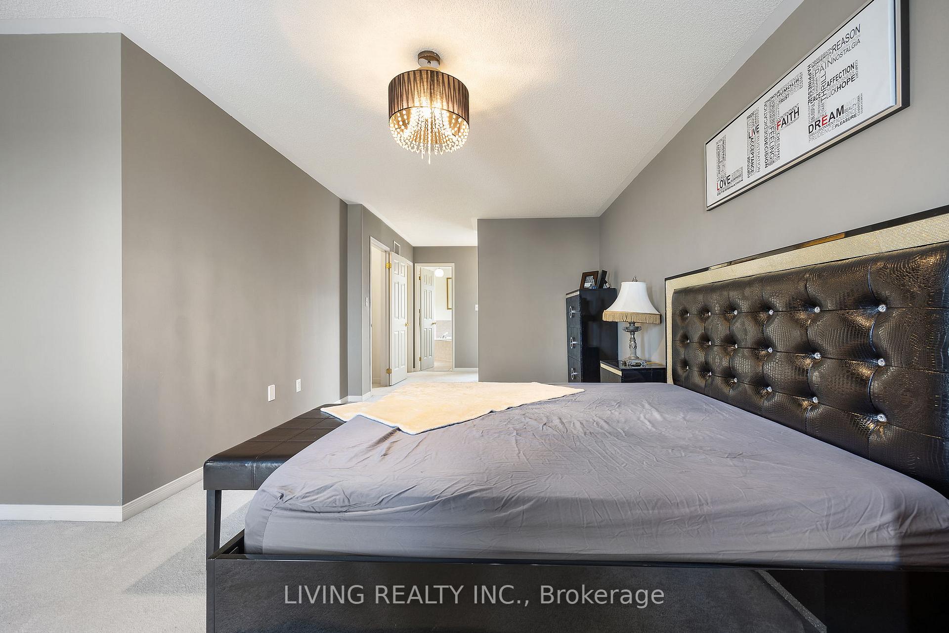 225 Torbarrie Rd, Toronto, ON M3L0E4 | 3 Bedroom 4 Bathroom Freehold Townhouse | Image 26
