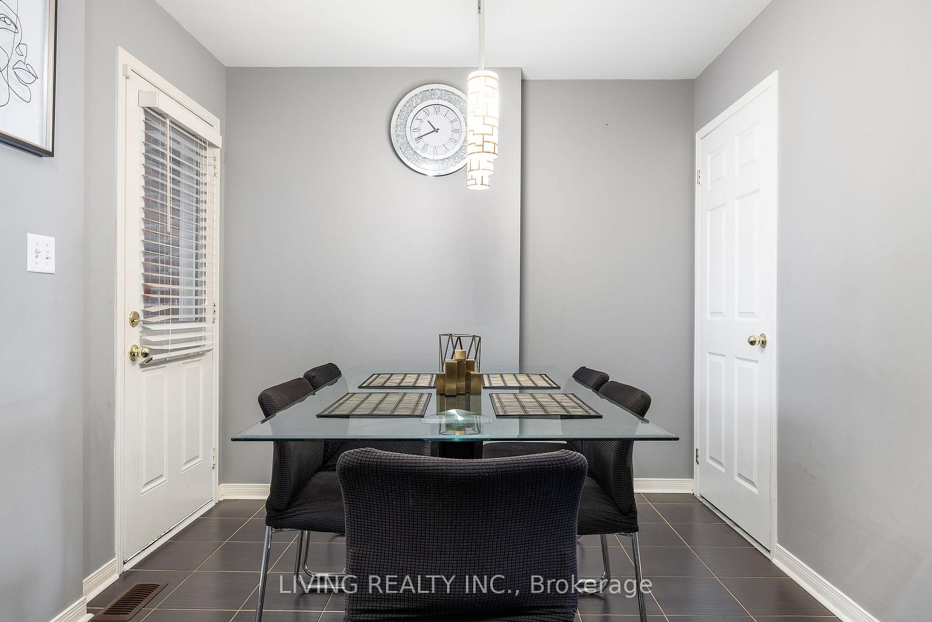 225 Torbarrie Rd, Toronto, ON M3L0E4 | 3 Bedroom 4 Bathroom Freehold Townhouse | Image 7