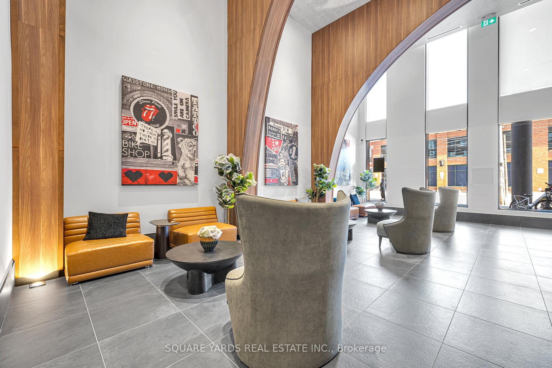 #PH01 - 270 Dufferin St, Toronto, ON M6K0H8 | 2 Bedroom 2 Bathroom Condo Apt | Image 2