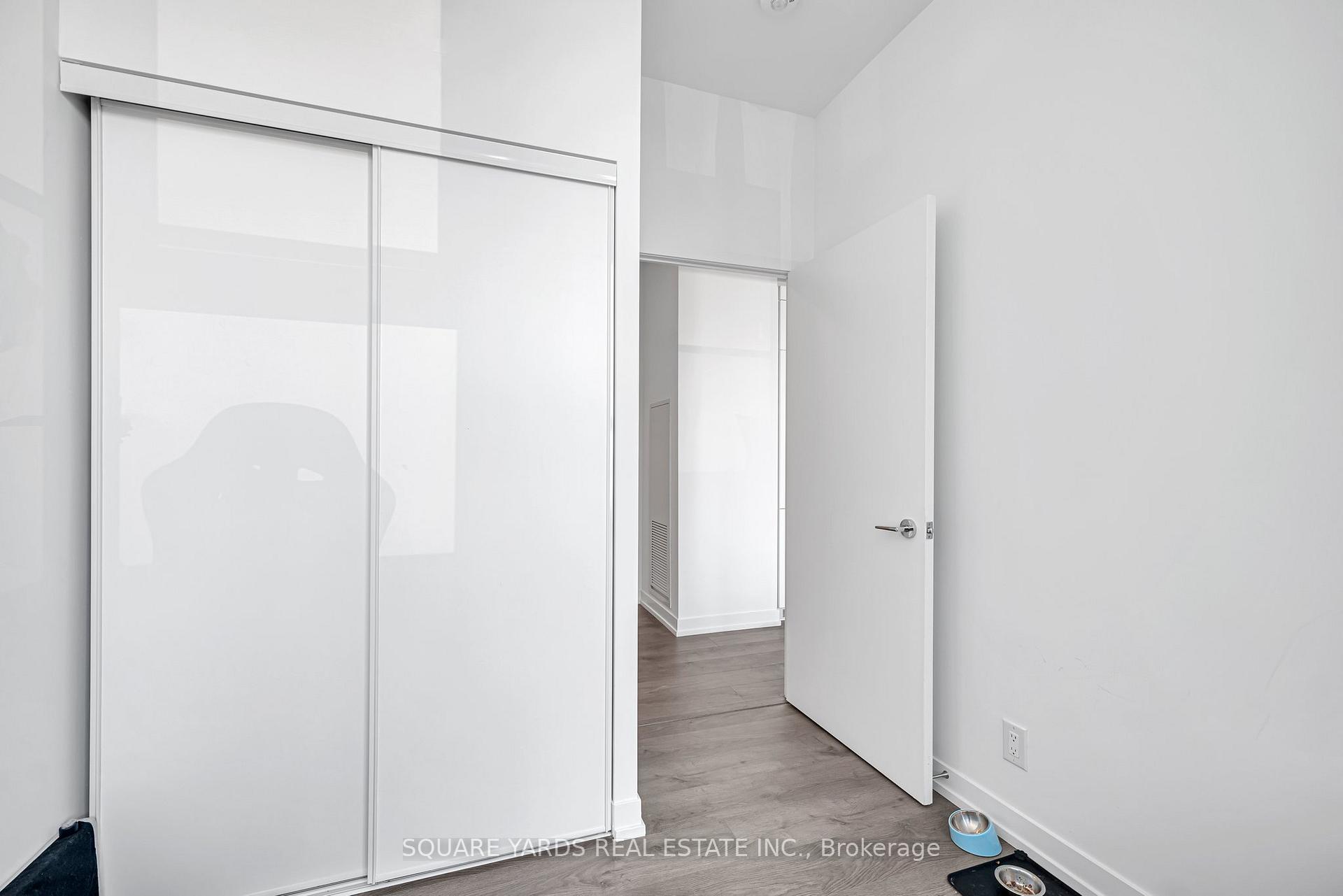 #PH01 - 270 Dufferin St, Toronto, ON M6K0H8 | 2 Bedroom 2 Bathroom Condo Apt | Image 20