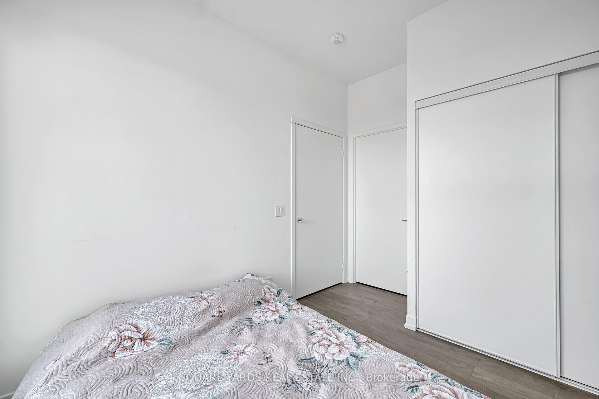 #PH01 - 270 Dufferin St, Toronto, ON M6K0H8 | 2 Bedroom 2 Bathroom Condo Apt | Image 23