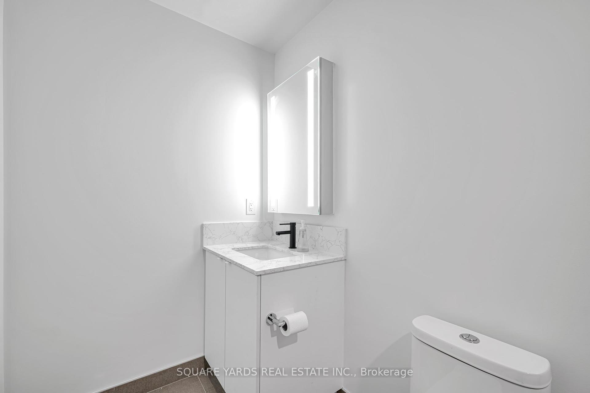 #PH01 - 270 Dufferin St, Toronto, ON M6K0H8 | 2 Bedroom 2 Bathroom Condo Apt | Image 26