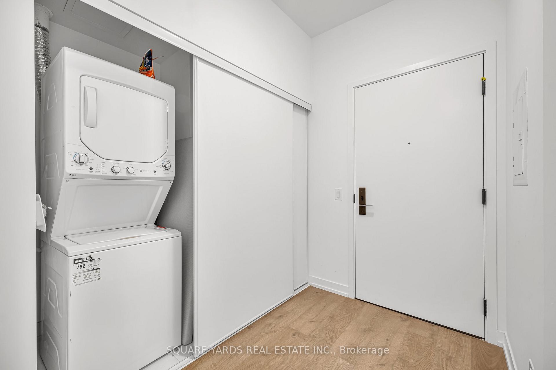 #PH01 - 270 Dufferin St, Toronto, ON M6K0H8 | 2 Bedroom 2 Bathroom Condo Apt | Image 27