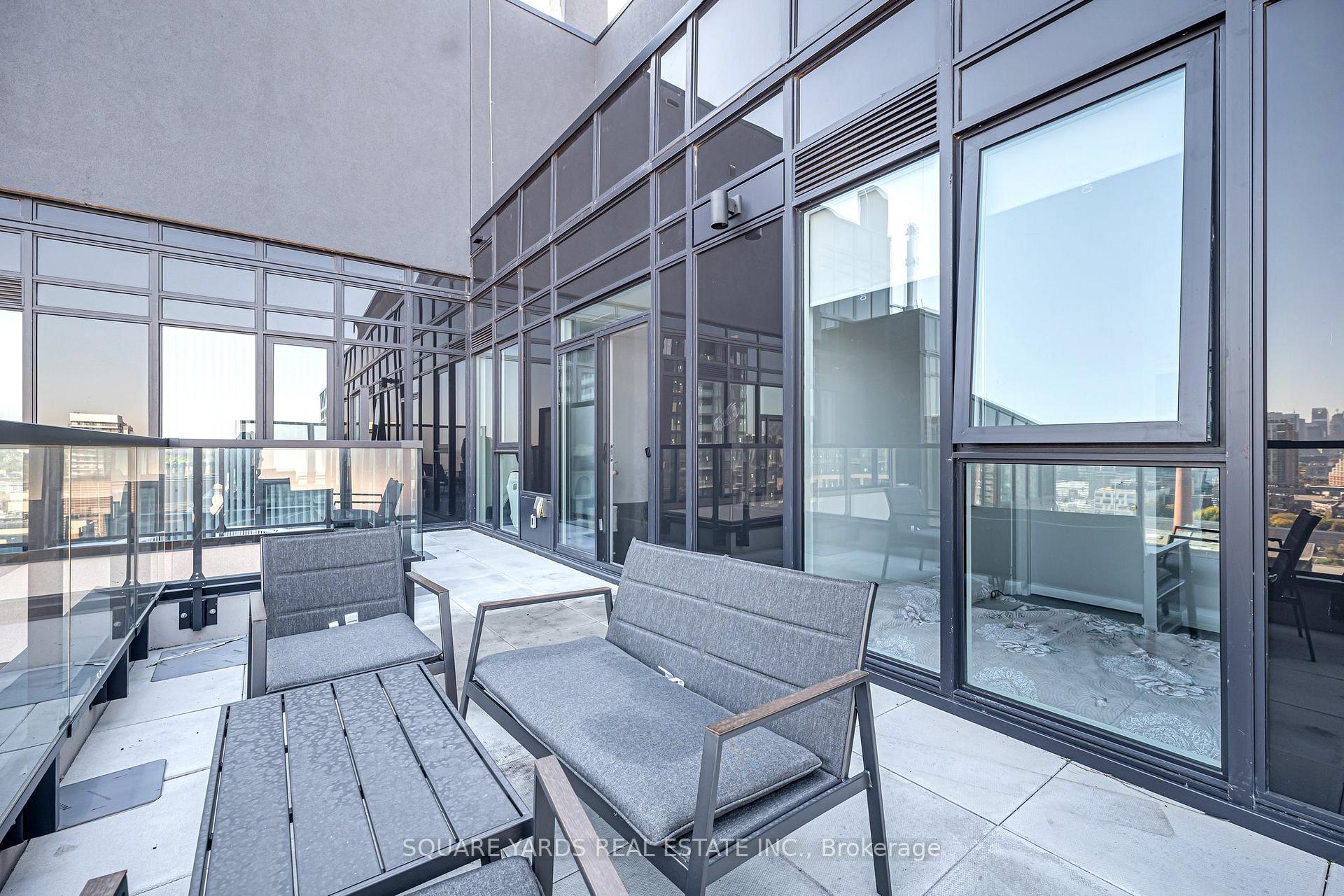 #PH01 - 270 Dufferin St, Toronto, ON M6K0H8 | 2 Bedroom 2 Bathroom Condo Apt | Image 34