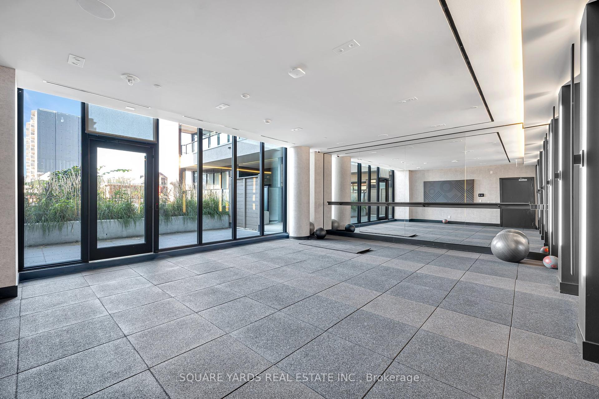 #PH01 - 270 Dufferin St, Toronto, ON M6K0H8 | 2 Bedroom 2 Bathroom Condo Apt | Image 40