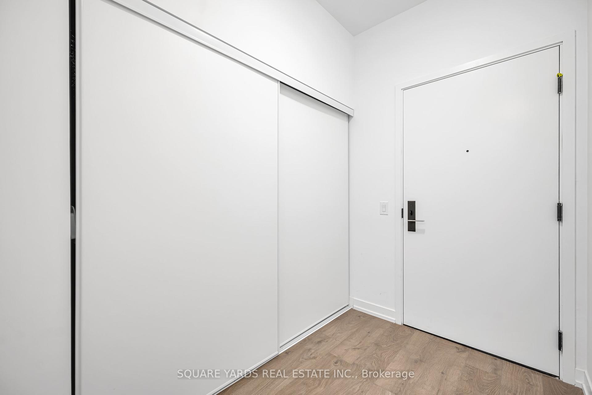 #PH01 - 270 Dufferin St, Toronto, ON M6K0H8 | 2 Bedroom 2 Bathroom Condo Apt | Image 6