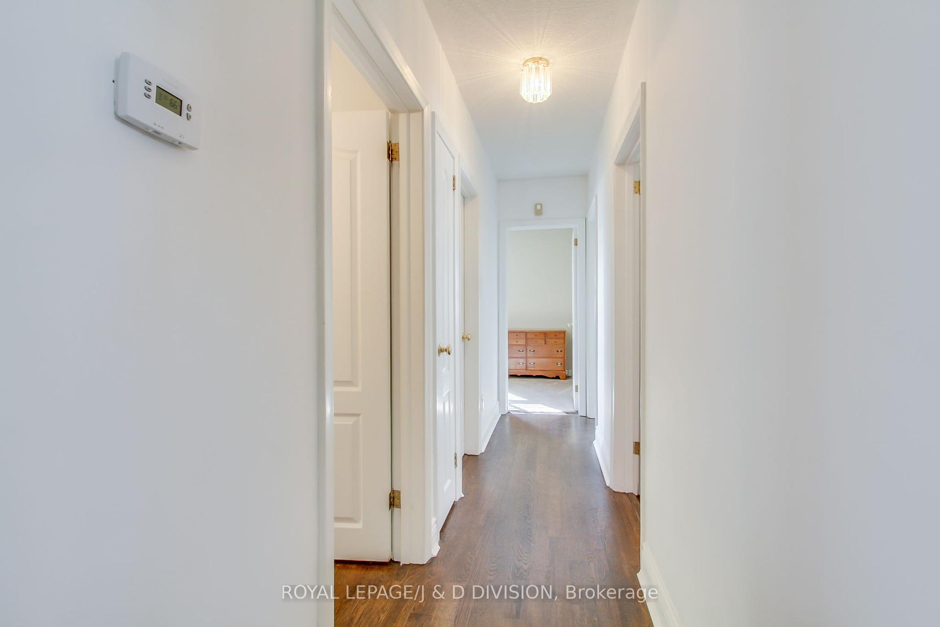 22 Dashwood Cres, Toronto, ON M9V2N8 | 3 Bedroom 2 Bathroom Detached House | Image 17