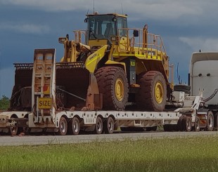 M0 Northern Heavy haulage 4 x 8 web