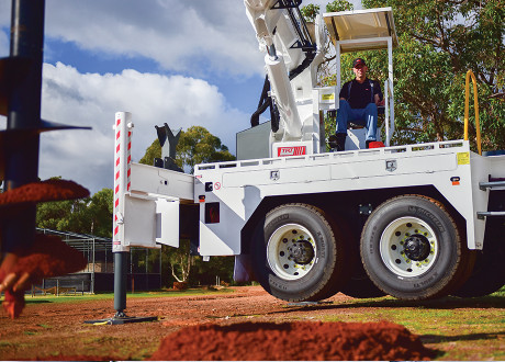 Crane Borer Image 4 920x660