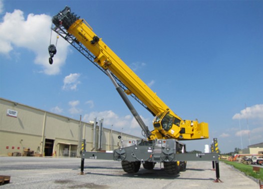 RT9130E boom raised front