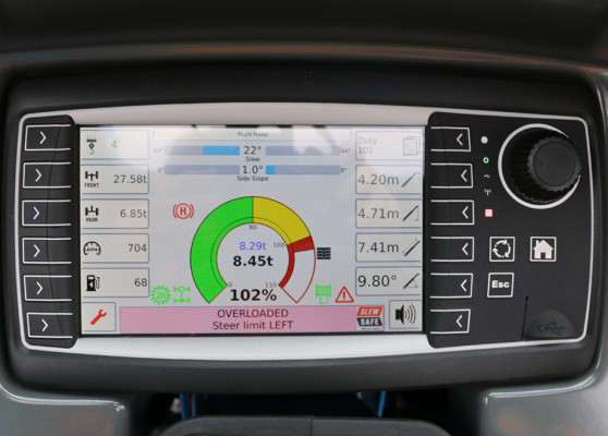 Slew Safe activated and shown on TIDD PC28 ECU Screen