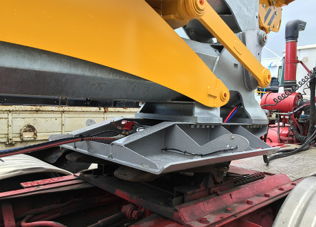 Skid plate fitted ready for towing.