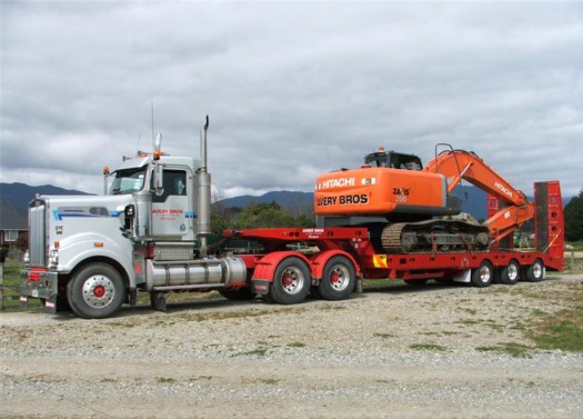 Tri Fixed Width Low Loader 1