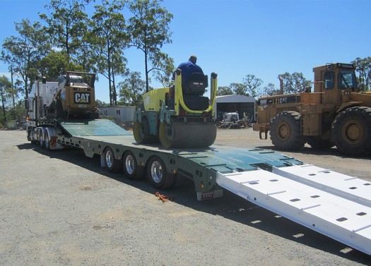 Tri Mid Tipping Deck Low Loader