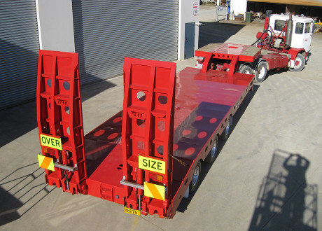 Tri Fixed Width Low Loader