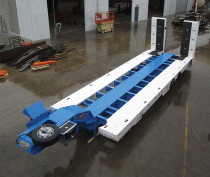 Tri Deck Widening Low Loader with 1 rear steer clear cut