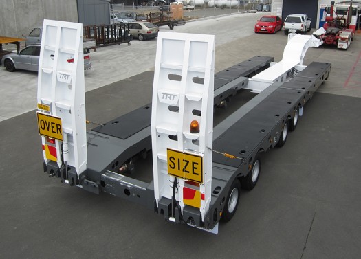 Opening to 3.5m wide with 12.2m deck length 2