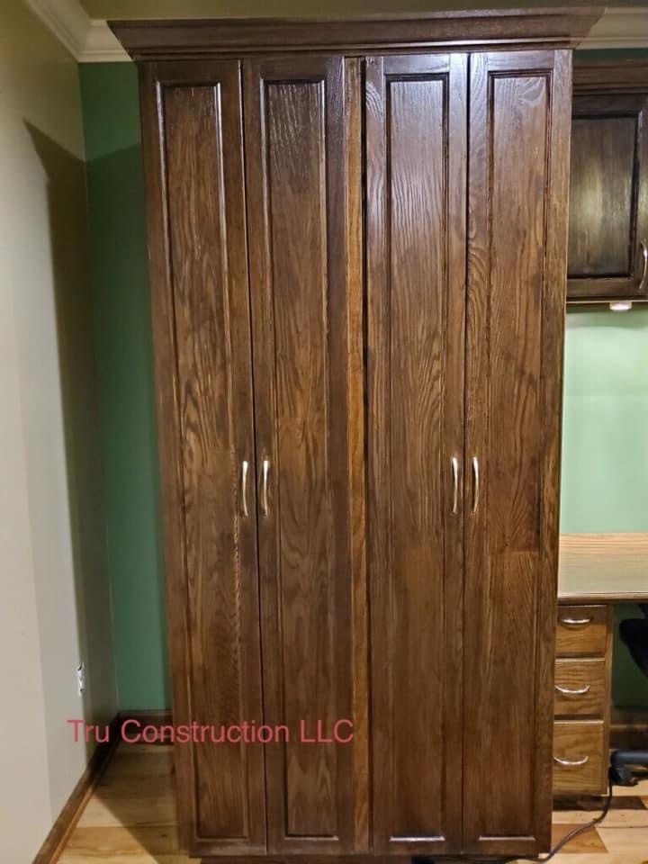 Custom trim, woodworking 