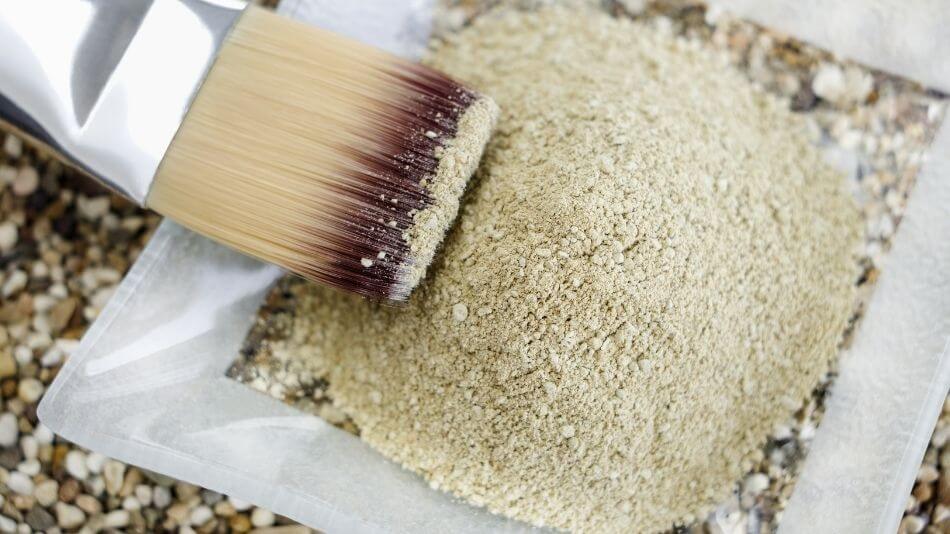 Kaolin clay and brush