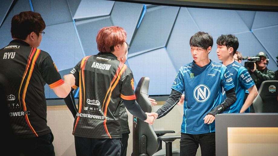 Týmům Phoenix1 a EnVyUs byl prý zamítnut vstup do NA LCS