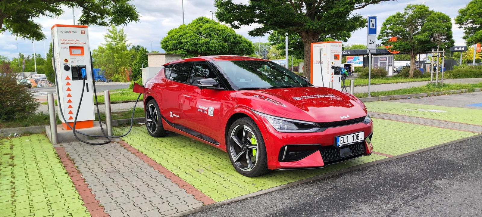 Poprvé jsme se projeli elektroautem KIA EV6 GT