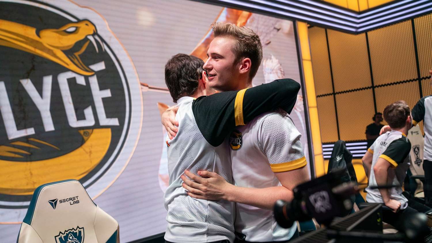 Humanoid slaví úspěch na Worlds, Splyce postupují