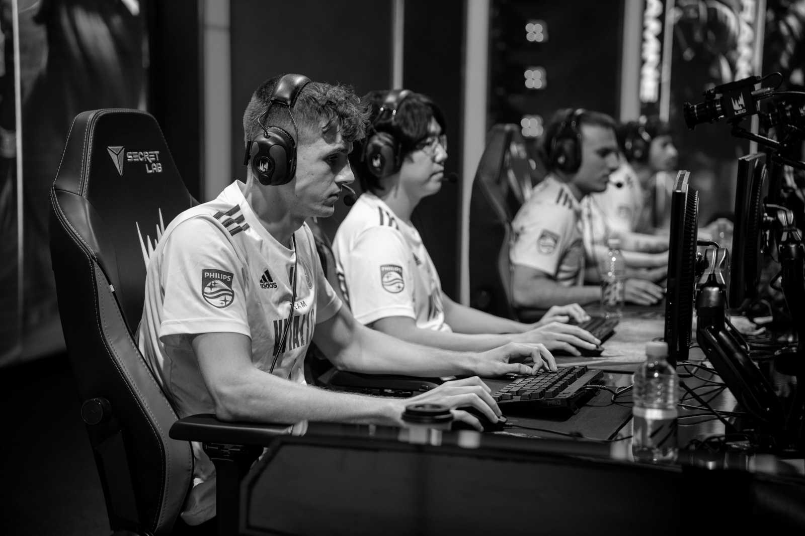 G2 slaví kvalifikaci na Worlds, Fnatic postupují do playoff