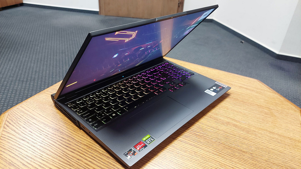 Notebook Lenovo Legion 5 Pro - nekompromisní král herního výkonu