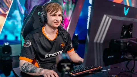 humanoid-vyzral-na-carzzyho-v-rekordni-serii-fnatic-postupuji-do-semifinale-lec