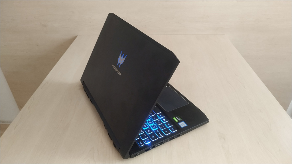 Acer Predator Triton 300 – výkon, styl, cena a mobilita