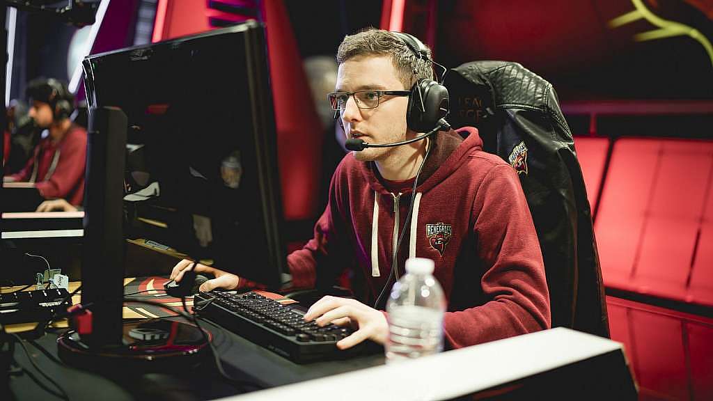 Freeze se vrací do LCS, Alphari posílí tým Liquid, CLG oznámili soupisku zvučných jmen