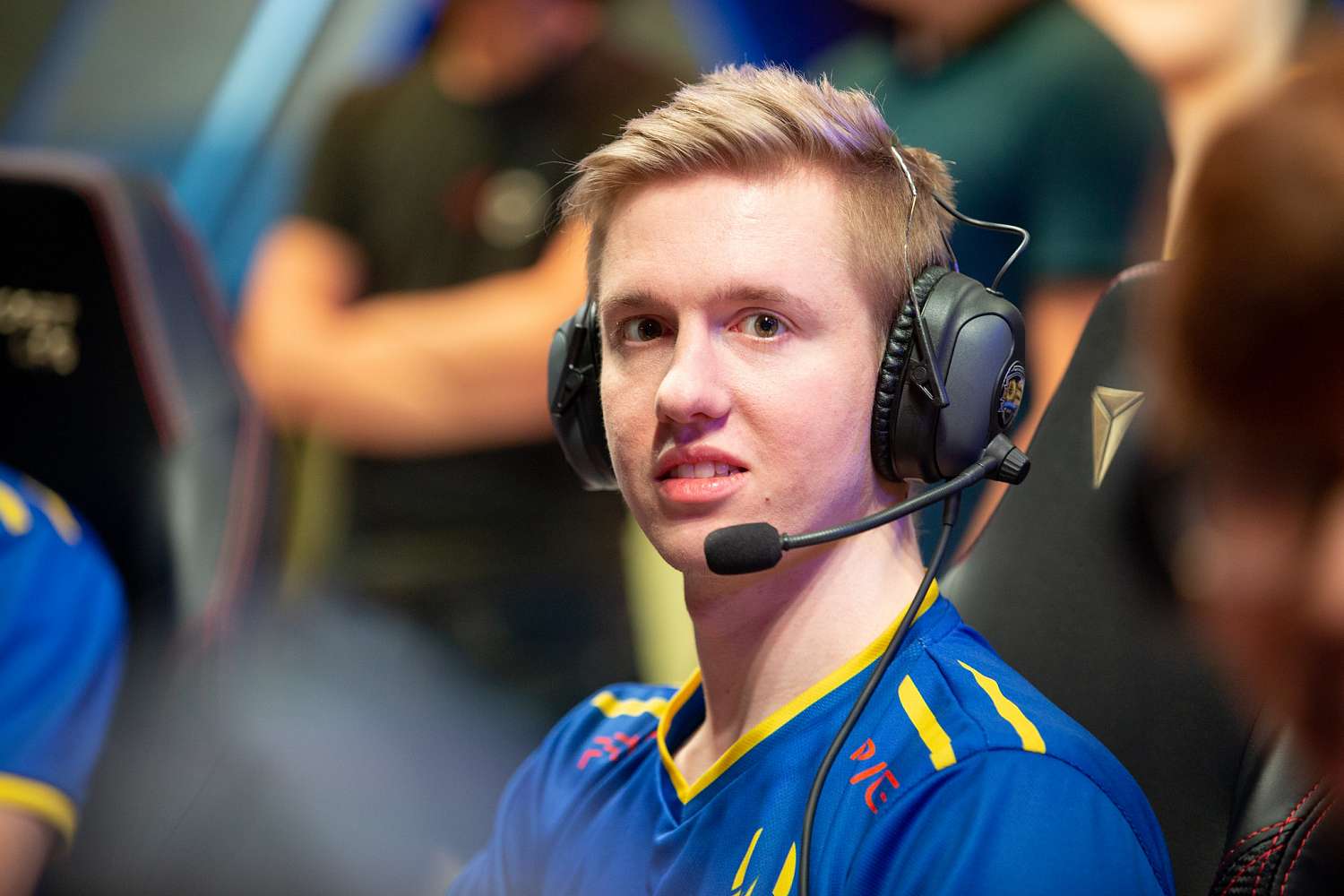 Froggen míří do Dignitas, Vitality opouští YamatoCannon