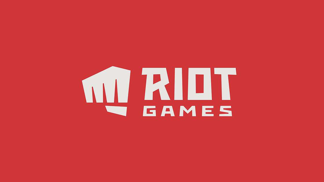 Proč Riot změnil logo?