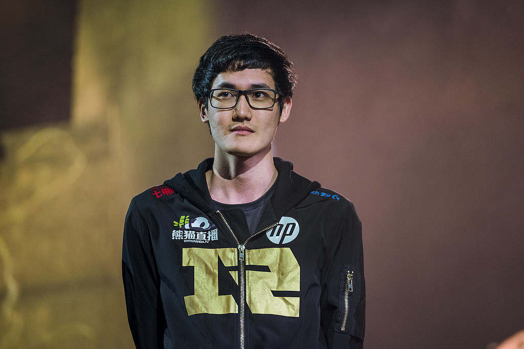 Faker zná jména nových spoluhráčů, RNG opouští Karsa