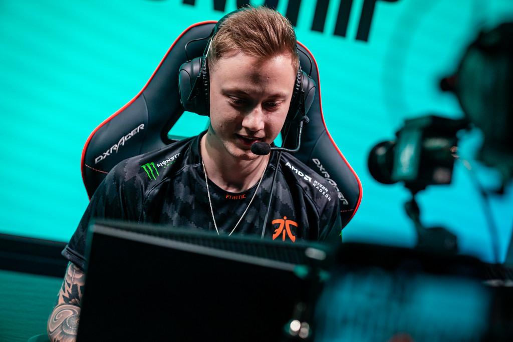 G2 Esports vévodí Evropě, Rogue zaskočili Fnatic