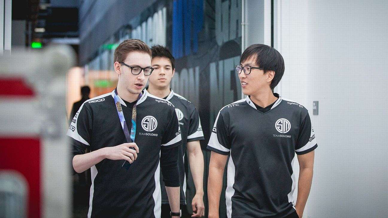 Doublelift se oficiálně vrací do TSM